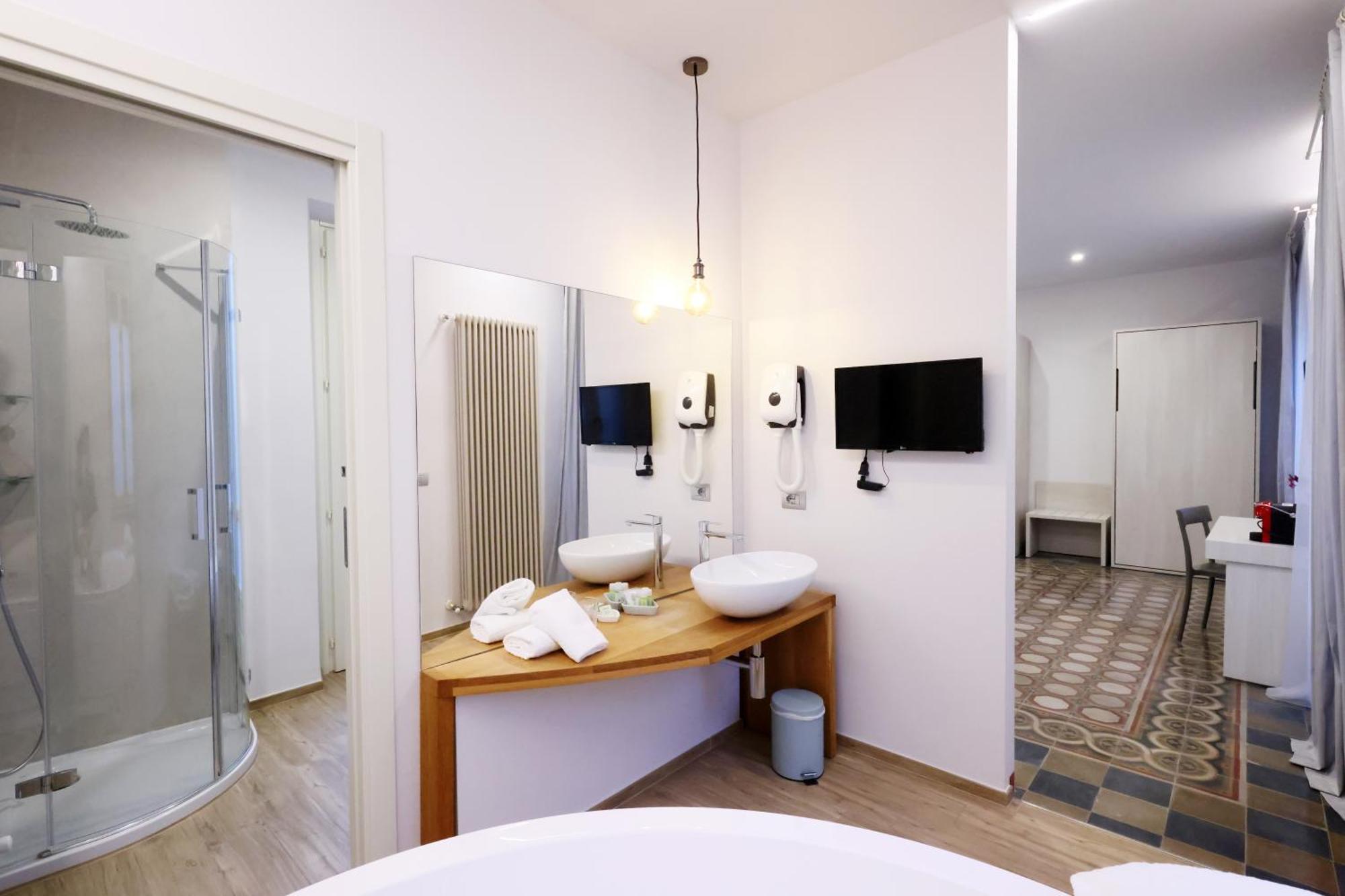 Palazzo Belli Bed and Breakfast Άλμπα Εξωτερικό φωτογραφία