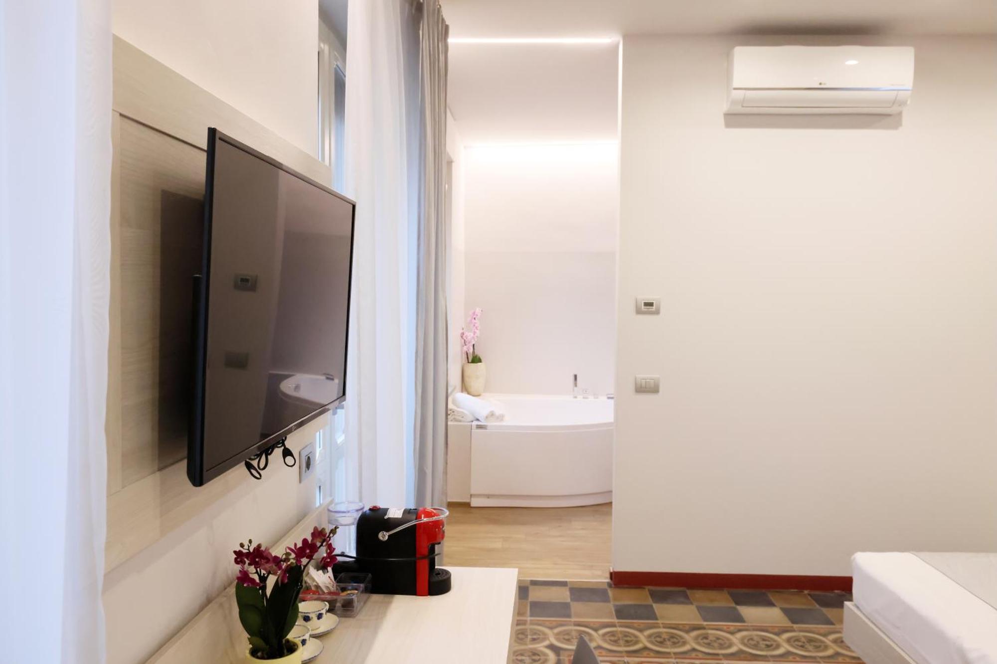 Palazzo Belli Bed and Breakfast Άλμπα Εξωτερικό φωτογραφία