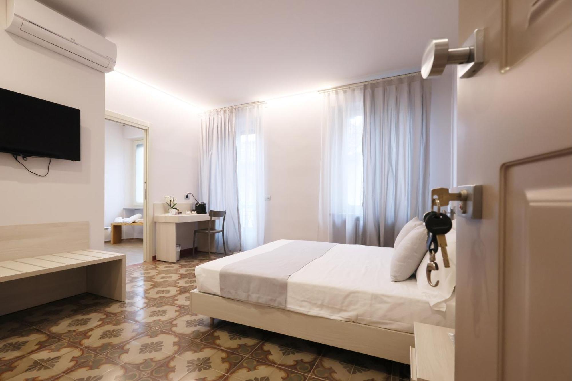 Palazzo Belli Bed and Breakfast Άλμπα Εξωτερικό φωτογραφία
