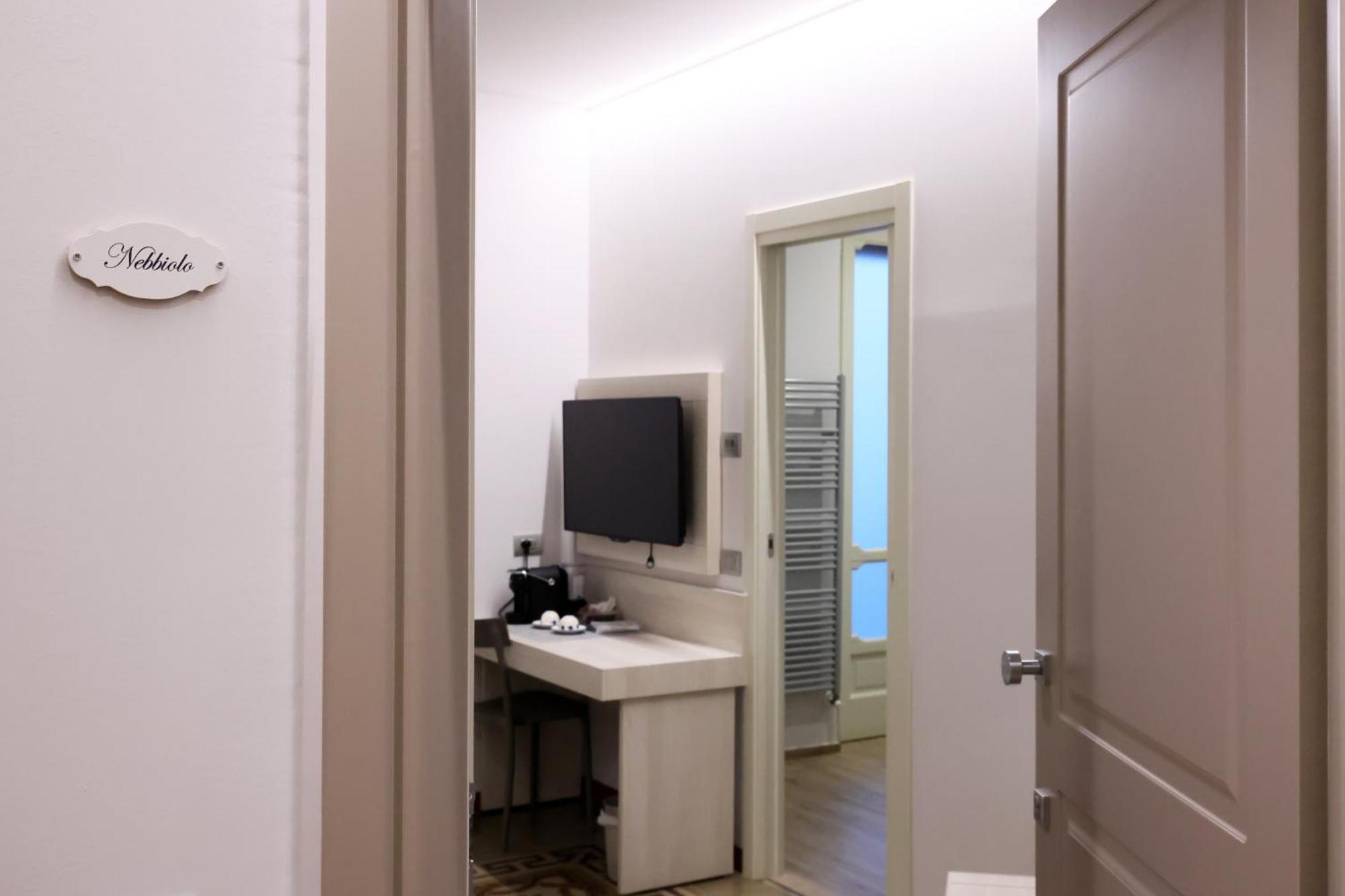Palazzo Belli Bed and Breakfast Άλμπα Εξωτερικό φωτογραφία