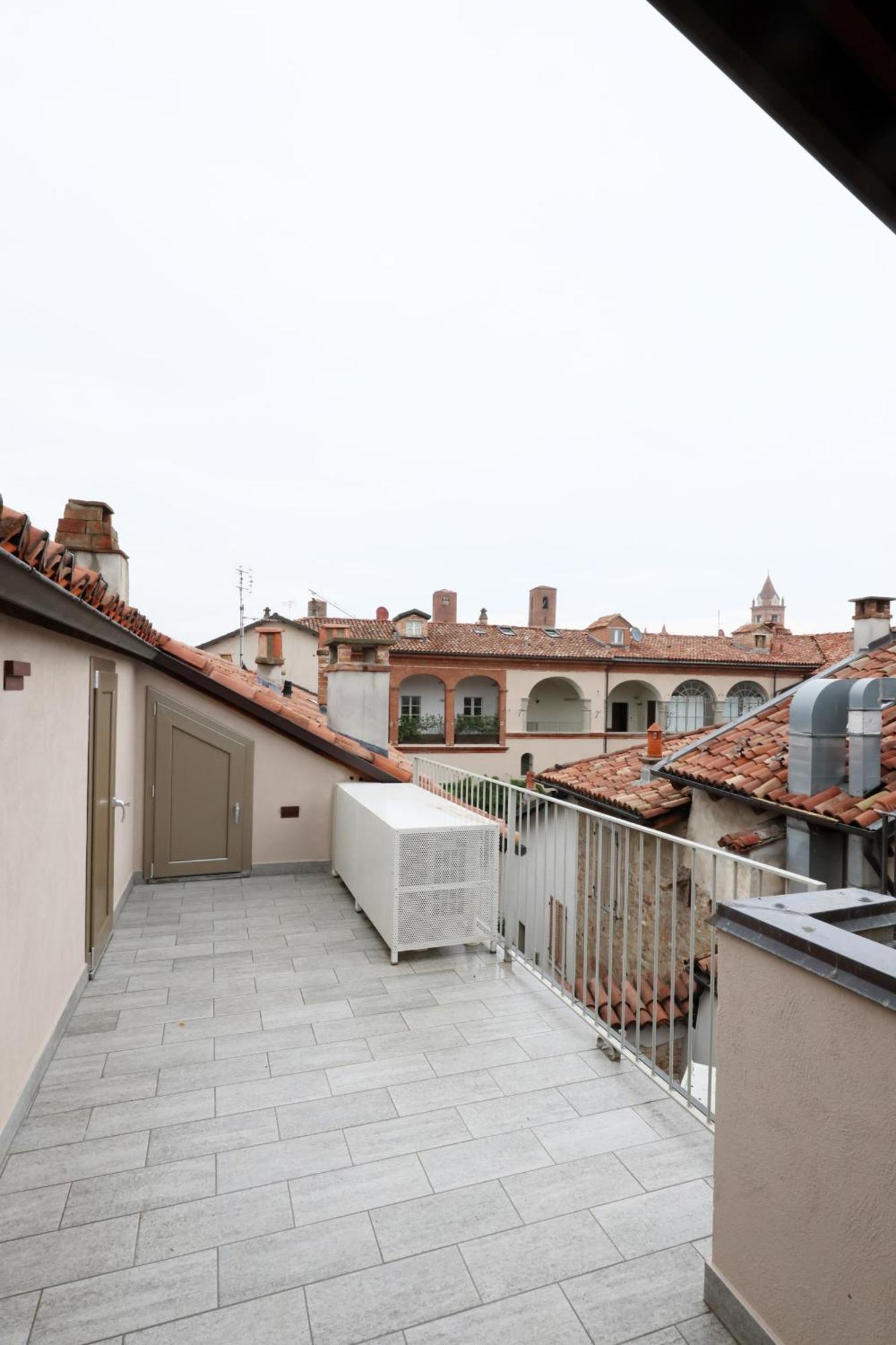 Palazzo Belli Bed and Breakfast Άλμπα Εξωτερικό φωτογραφία