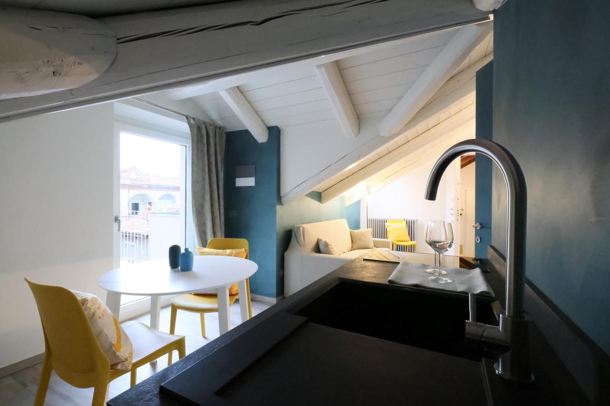 Palazzo Belli Bed and Breakfast Άλμπα Εξωτερικό φωτογραφία